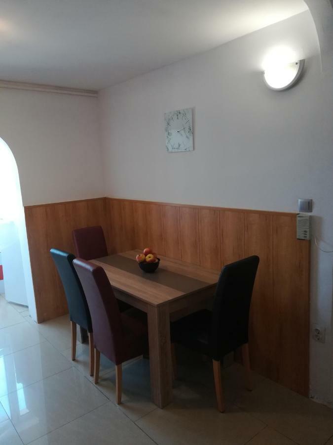 Apartament Erik Apartment Сибиу Екстериор снимка